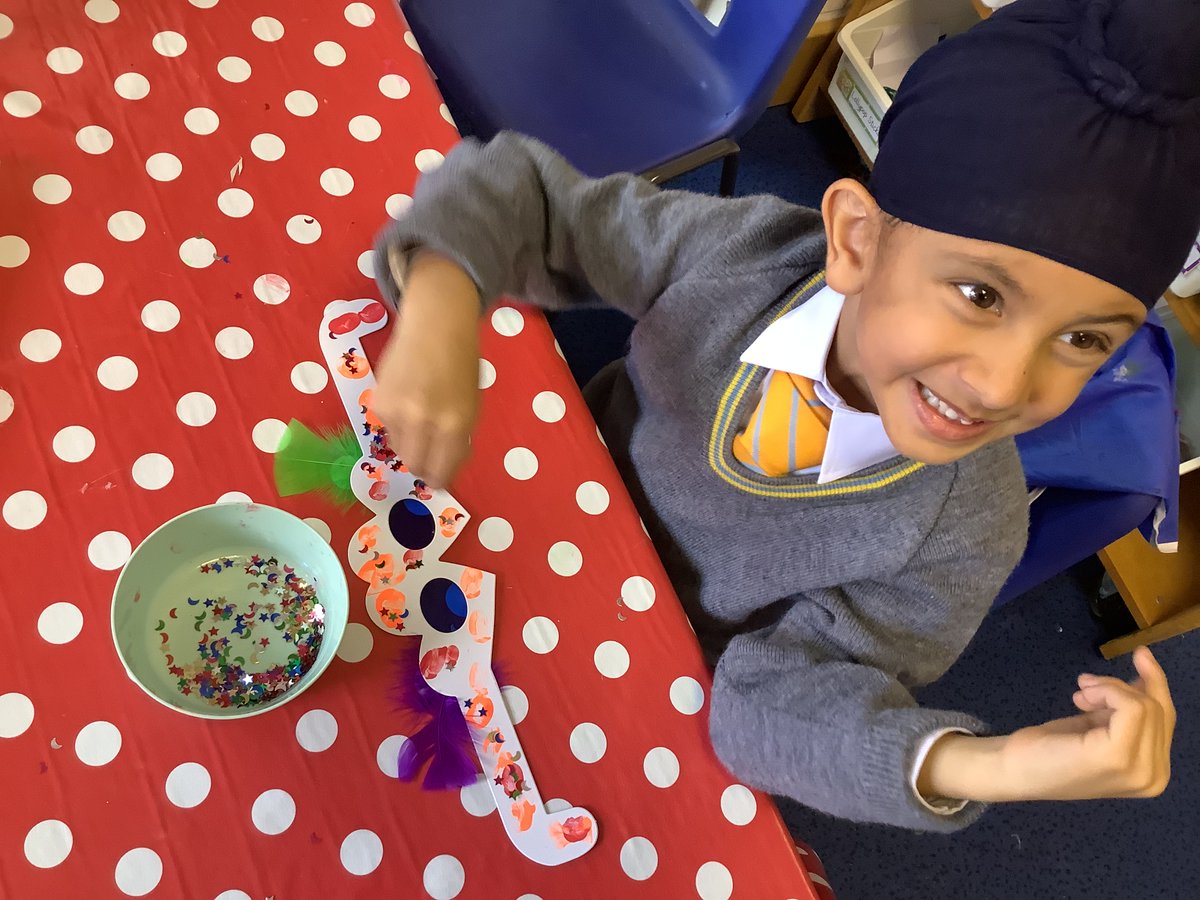 Reception at Staines Prep tweet media