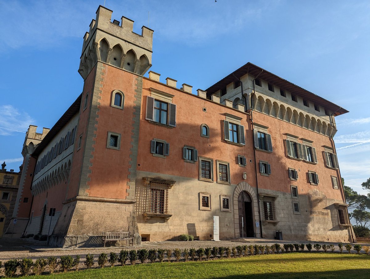 tpaskhalis's tweet photo. Great to join an amazing group of scholars using computational methods to address social science Qs at #CIVICADataScience days. And what a campus @EUI_EU! @LSEDataScience @CIVICA_EU https://t.co/GOnNQZf8xq