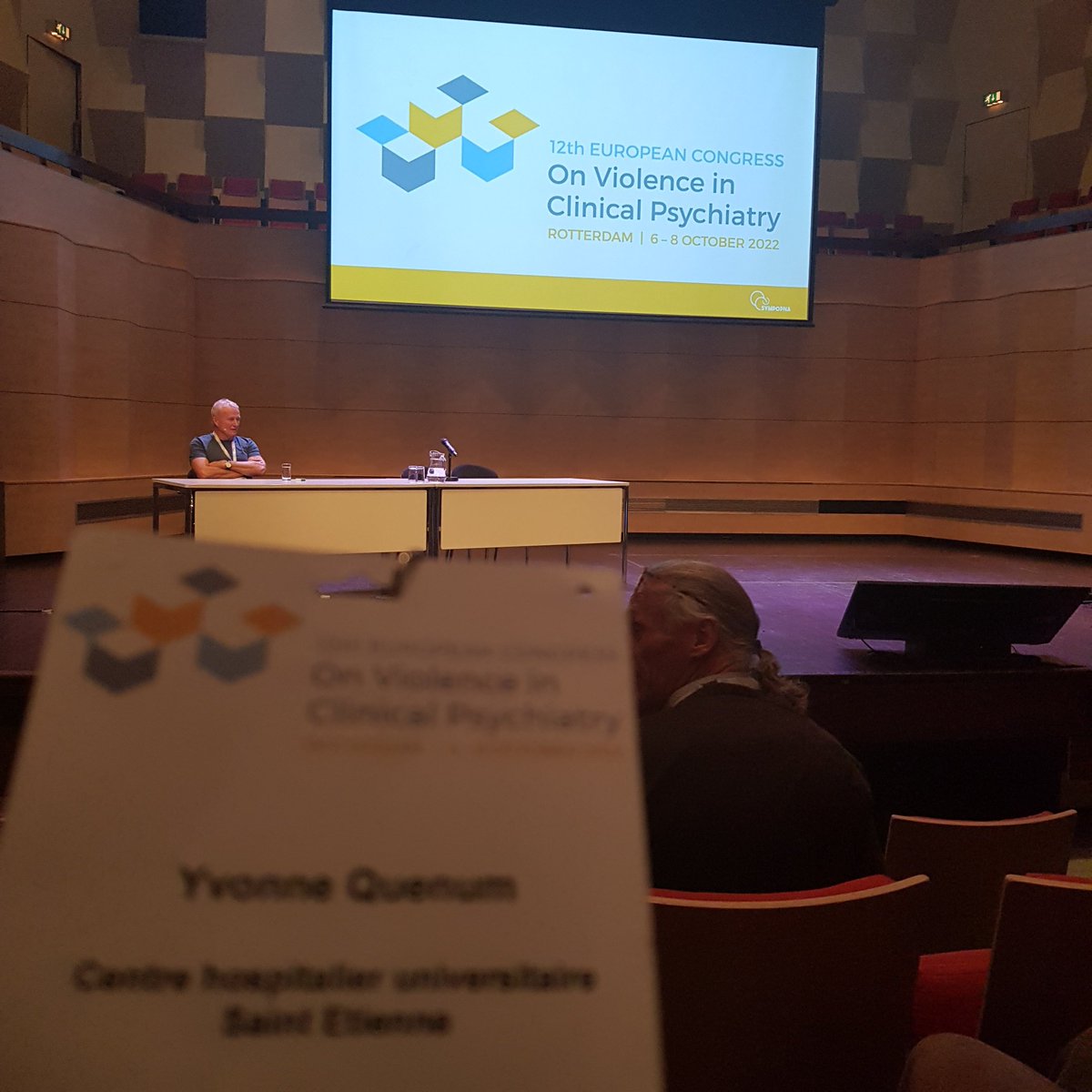 quaynurse's tweet photo. Ici certaines choses sont évidentes, et on peut travailler, échanger, avancer et espérer faire évoluer les choses à l'échelle internationale #rechercheinfirmière #ecvcp #fostren #rotterdam https://t.co/HZSIhZDzIX
