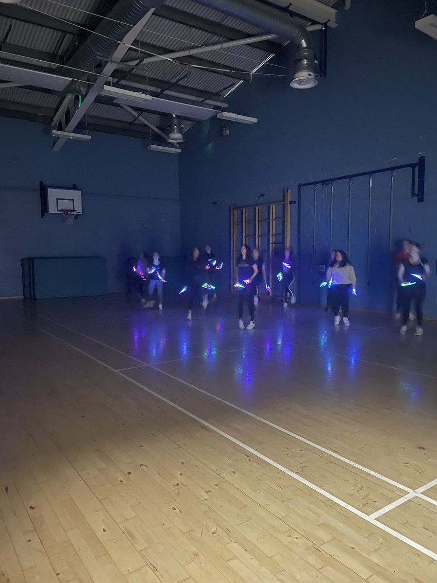 DunoonGrammarPE tweet media