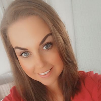 PMA_UK_'s tweet photo. You're never fully dressed without a smile! 😁😄🙂
😊Share yours today on #WorldSmileDay! 😃
#TeamPMA https://t.co/wqoRYEfVpf
