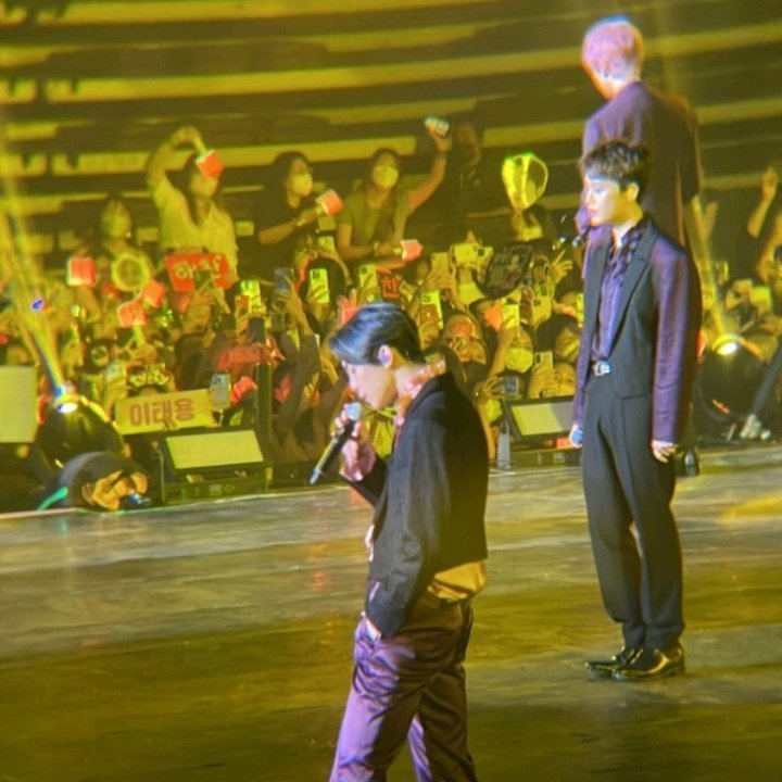 thisisbasicgurl's tweet image. telezoom / lensa tele untuk konser  

a thread 

ps. beserta result / hasil pemakaian