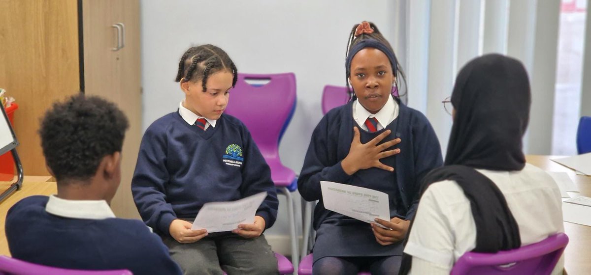 MBrookprimary's tweet photo. Congratulations to our newly appointed and trained #peermediators who have joined the #pupilleadership this year. #MBstars #supportingothers https://t.co/jJ7msXJdwC
