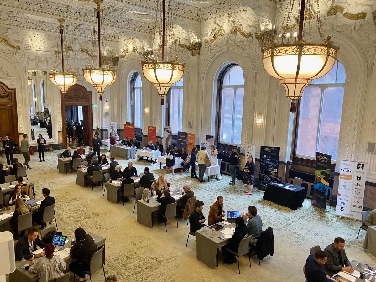 MySmashMedia's tweet image. ⁦@filmmarketbrum⁩ in full swing.
Projects being discussed, relationships being developed.
⁦@MySmashMedia⁩ are delighted to be here….so much talent in the room
👏👏.  #creatives #femalefounder #OwnItShareItTrackIt #IPprotection