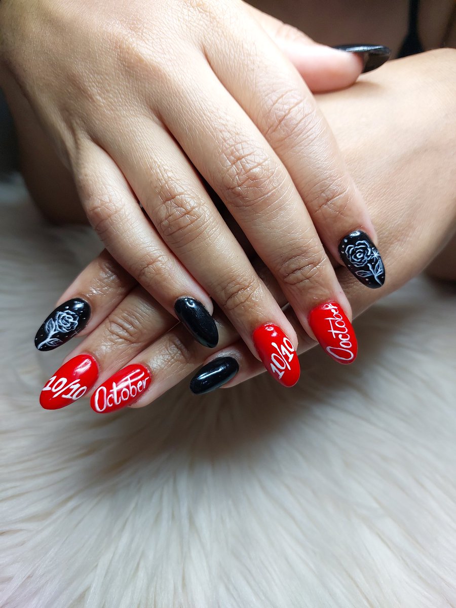 BridgetteM_10's tweet photo. Brand new nails fully repping the best month, my birthday month - October!
#October #OctoberNails #OVO #1010 #LibraSeason
Thank you @tammytaylors for always hooking me up...and to Sade for always creating dope art. ๐
๐พ https://t.co/na7YmWU5x1