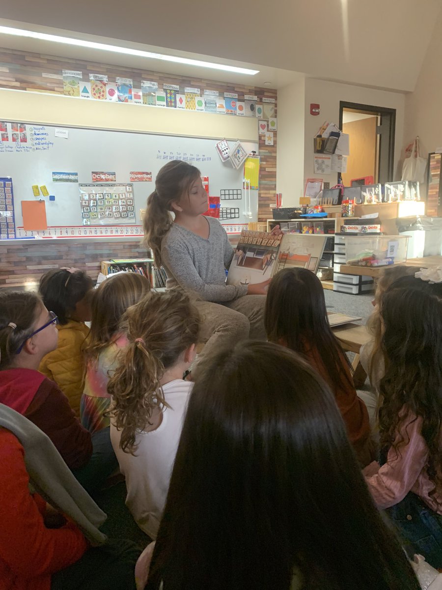 msmit_tce's tweet photo. Best way to start the day with a guest reader!!@MrsNovack1st #TCEcardinals https://t.co/rNAifTy1gv