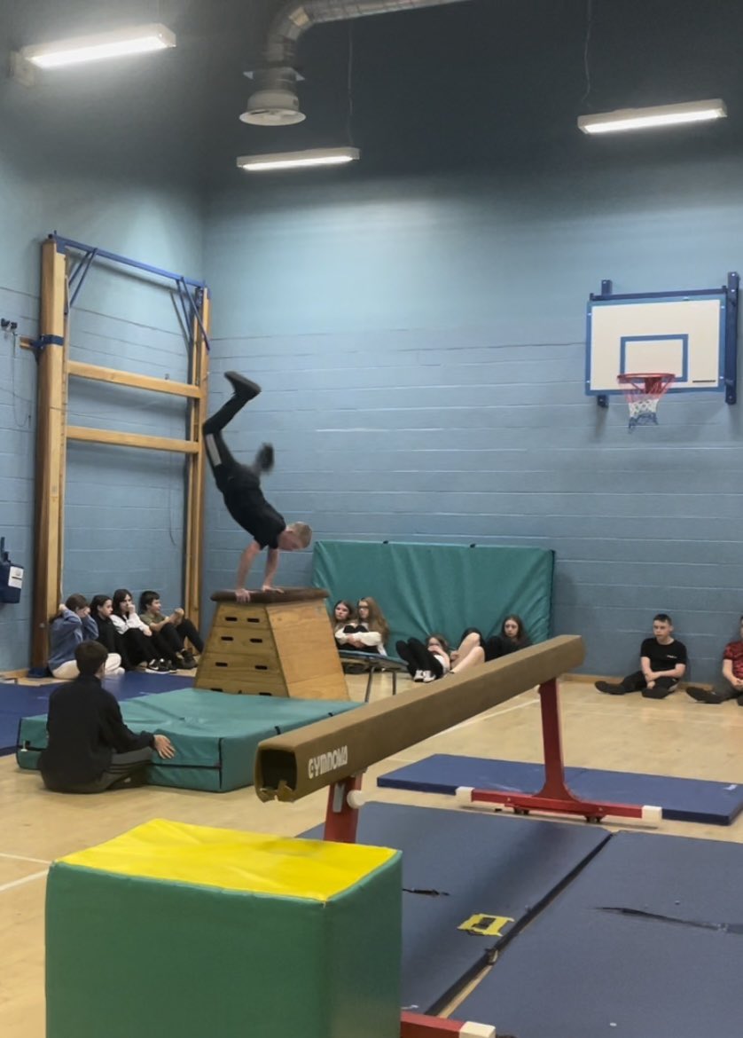 DunoonGrammarPE tweet media