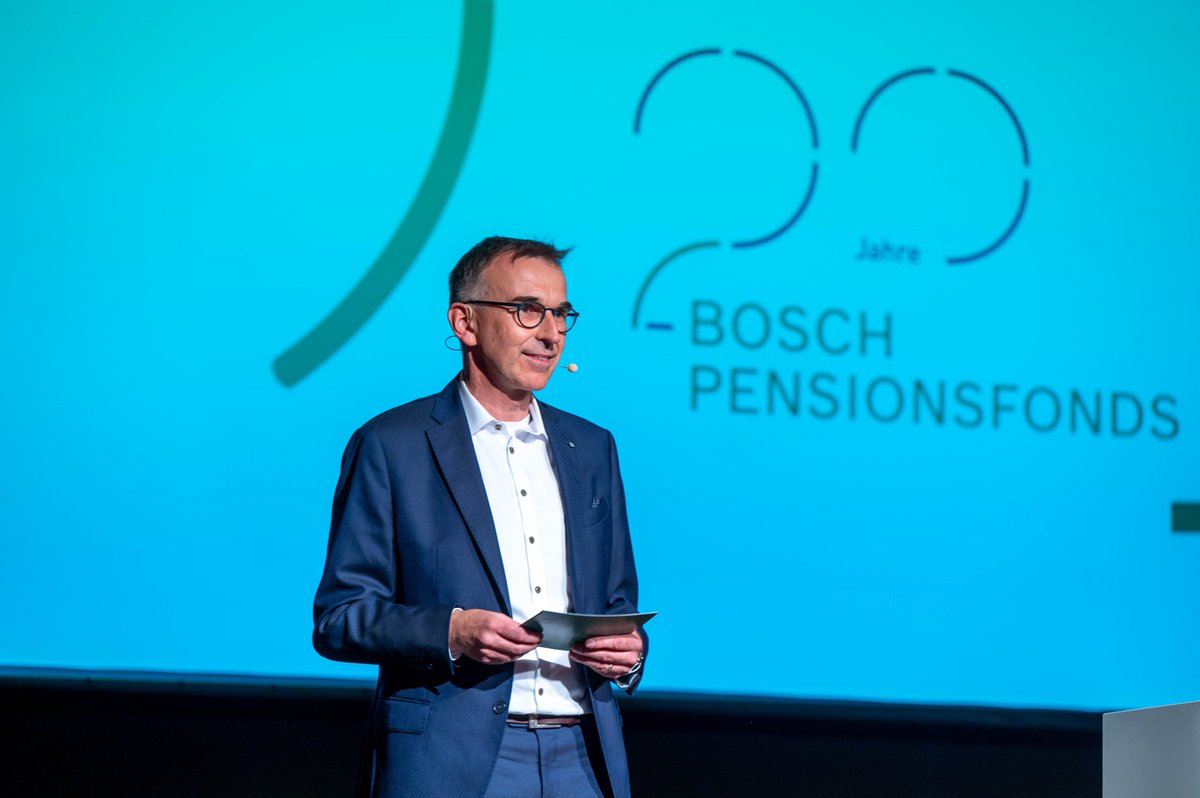🥳Glückwunsch! Der Bosch #Pensionsfonds wird 20 Jahre alt. „Eine leistungsfähige betriebliche Altersversorgung schafft für unsere Mitarbeitende Zukunftssicherheit über das Arbeitsverhältnis hinaus“, so Bosch-Pensionsfonds-Chef Dirk Jargstorff bei der Festveranstaltung.
