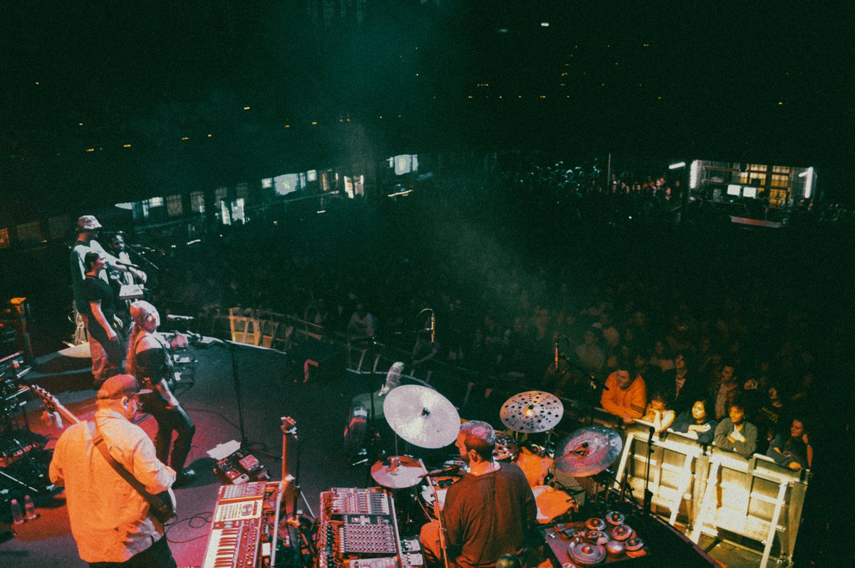 AND WE GO GENTLE: The Australian quartet @HiatusKaiyote blessed our stage on Wednesday evening with an exceptional performance! Gallery: tinyurl.com/y46u7uu7 Find all of our upcoming listings + sign up to our newsletter: linktr.ee/alberthallmcr Photos by @Alexispanidiss