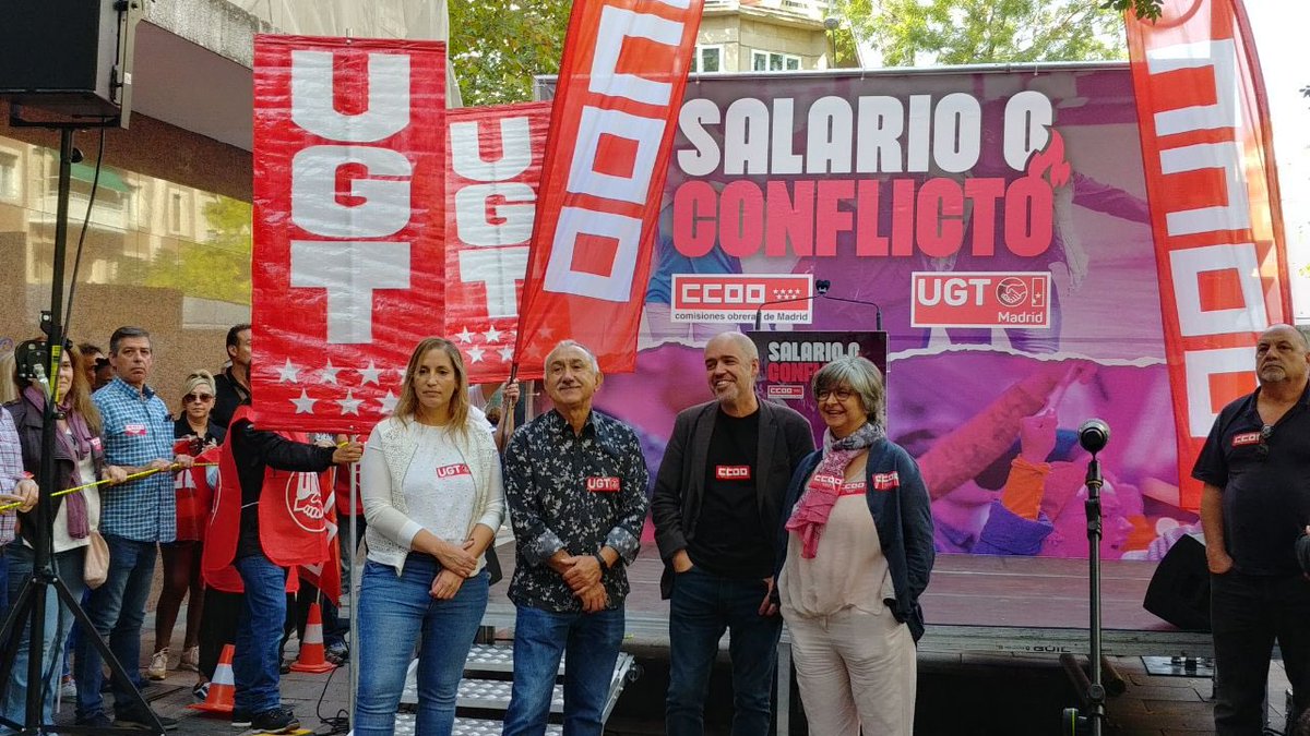 EPSUnions's tweet photo. 🔥Workers across #Europe fight against the cost-of-living crisis.

@CCOO and @UGT_Comunica were on the streets for better wages in #Spain today. EPSU stands together with the workers who take the streets on this #WDDW22!

#SalarioOConflicto ✊🏽 #AhoraSalarios https://t.co/jzYmRb22GQ