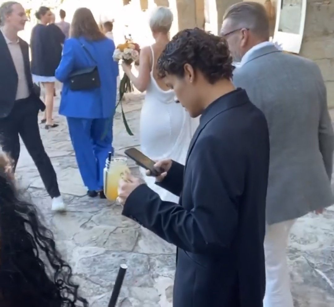 sunsetharmonies's tweet image. omar is literally me