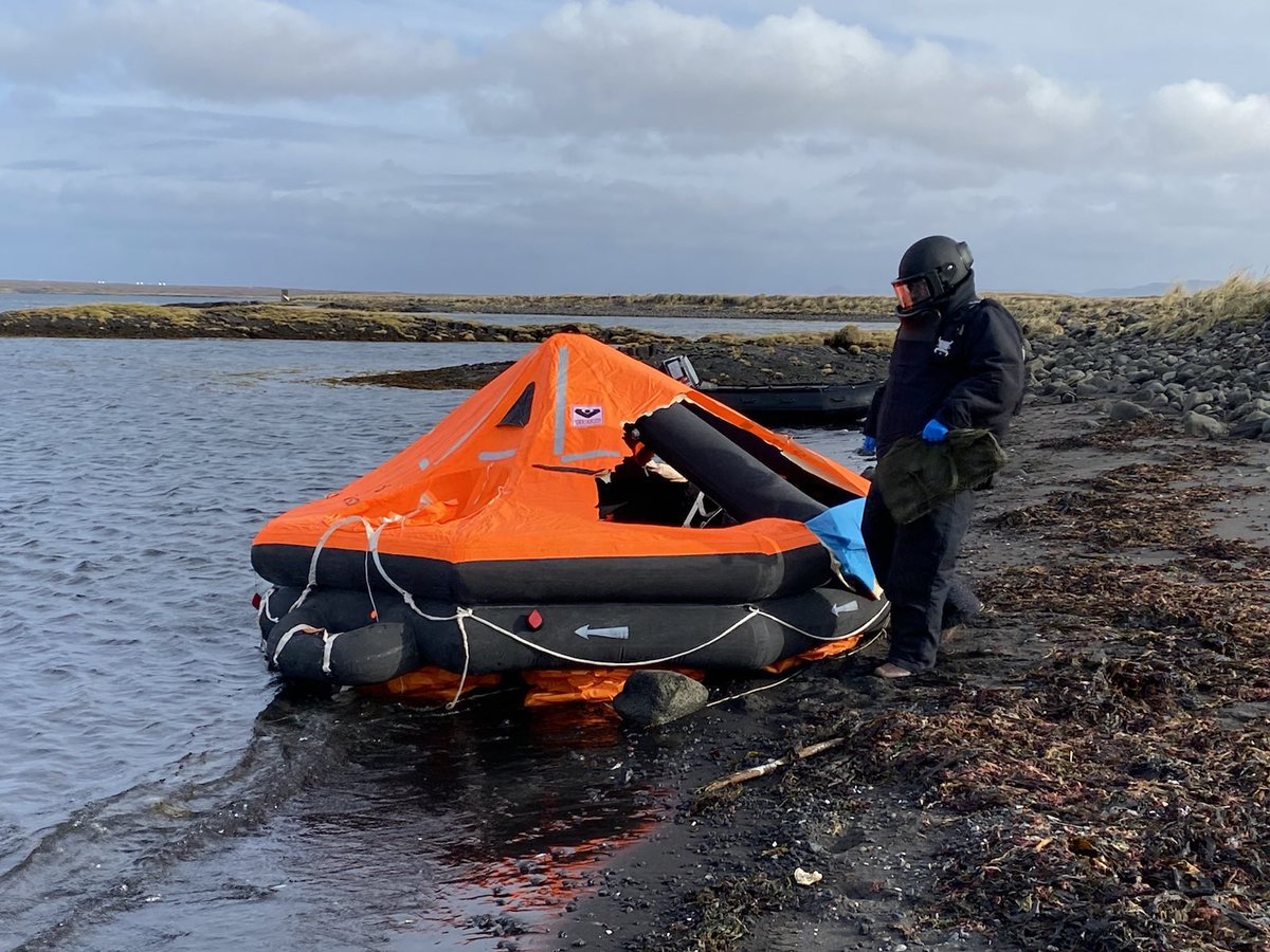 RN_DTXG's tweet image. DTXG has just participated in Ex NORTHERN CHALLENGE 22. 14 NATO and partner nations tested 28 elite land and maritime EOD teams over 2 weeks, enhancing skills against realistic devices in a challenging environment. @RoyalNavy #bombfrog #divenavy