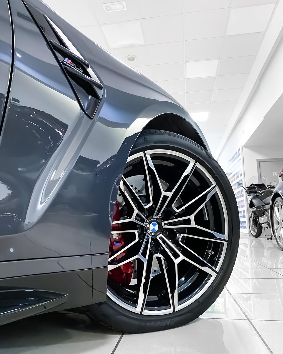 AutosArguelles's tweet photo. #BMWM3  Hay coches que hay que verlos, que por mucho que te cuenten... ¿vienes a verlo? #galileo7 https://t.co/8R58mYqvpj