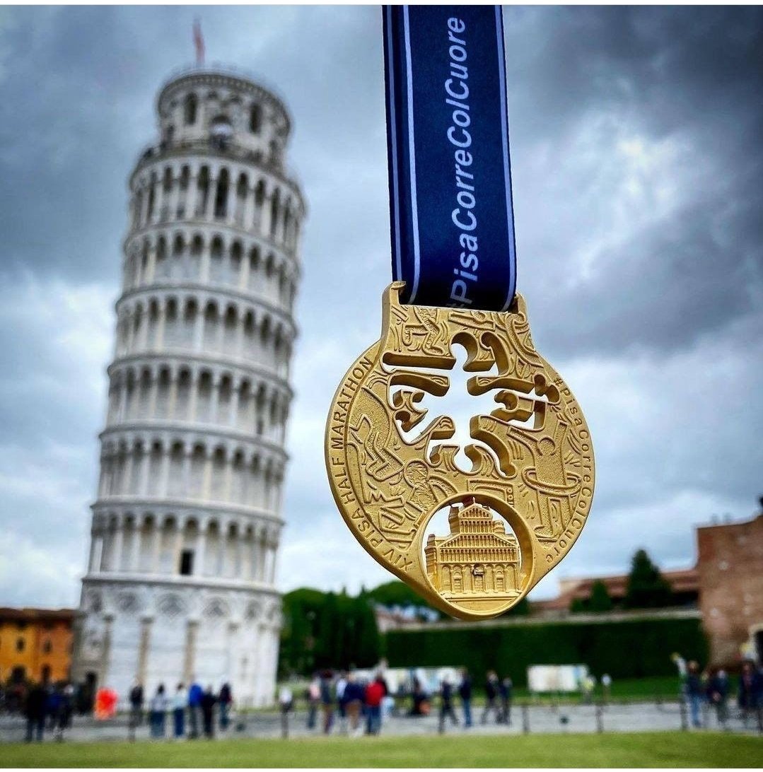 RuncardItalia's tweet photo. È IL WEEKEND DELLA PISA HALF MARATHON!

💨 Tra le mezze più veloci d'Italia lungo i luoghi più suggestivi della città con arrivo sotto la Torre pendente!

🇮🇹 Gara valida anche come Campionato Italiano di Mezza Maratona FIDAL 2022!

#runcard #running #halfmarathon #weekend https://t.co/8PzrT9iwhc