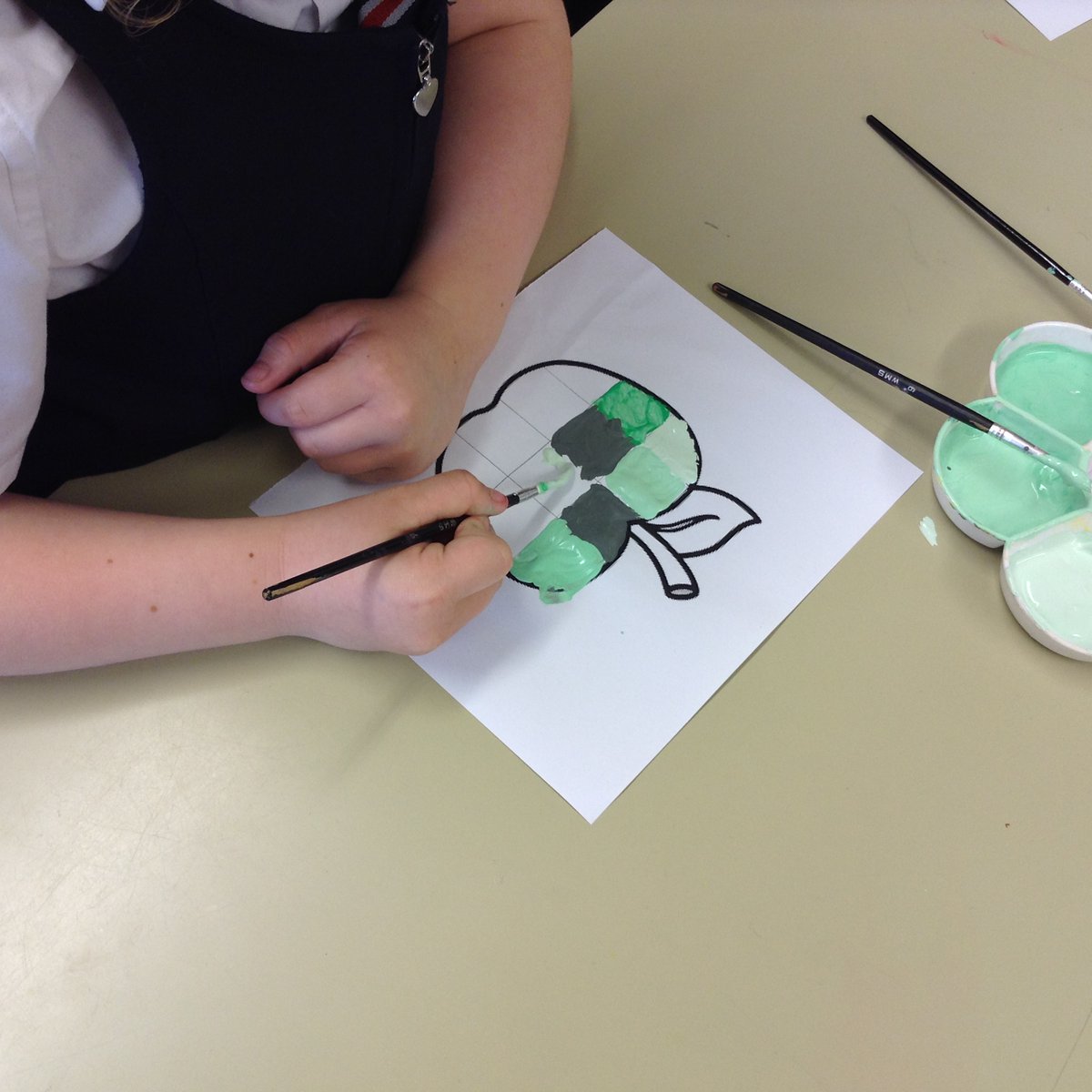 SoulsSchool's tweet photo. Year 1 have been exploring colour by looking at tones. They added white to see how it changes a colour #artists #exploringcolour https://t.co/C8CrAJh13s