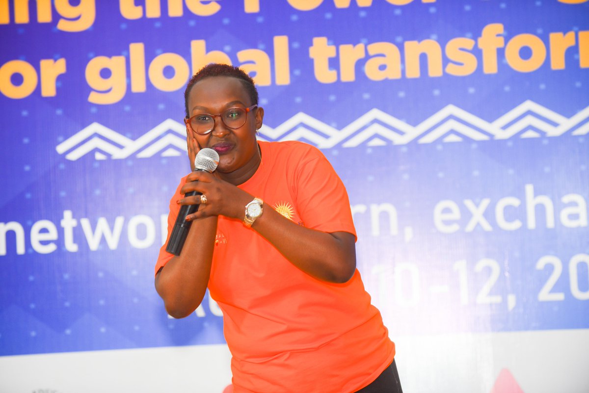 GLOWRwanda's tweet image. #NewModule #StoryTelling101📚GLOW girls will learn about the History of Storytelling, The Stories That Made them, Taking their Stories Off the Paper, Story Skill building, Finding their Stories, Shaping their Stories, Practicing their Stories, Then they will Share their Stories🥳