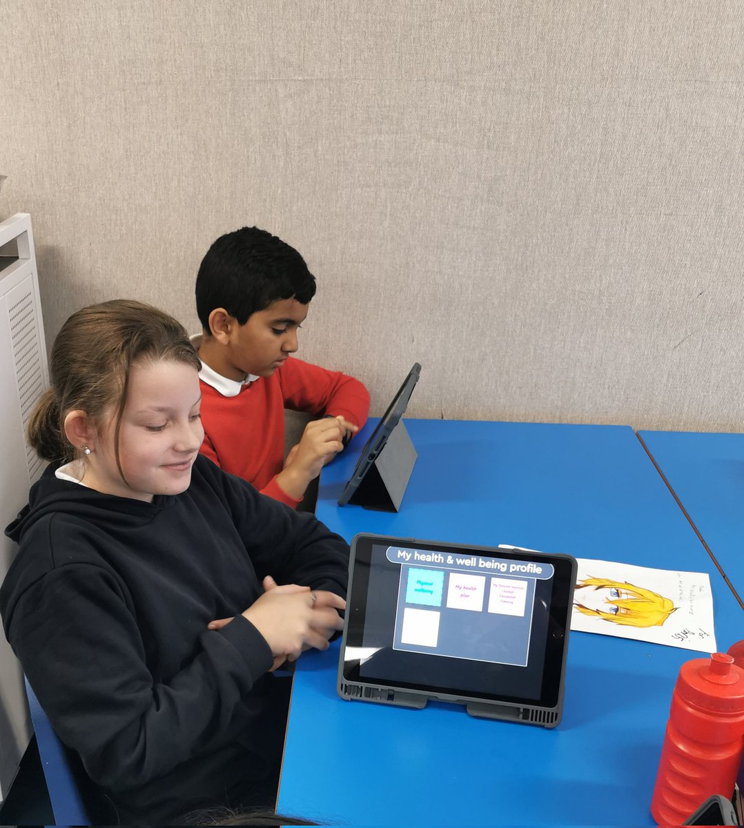Mrs Thomson tweet media