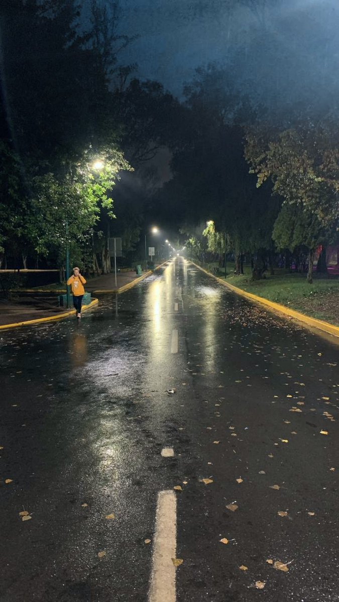 RGC_Mx's tweet photo. Así comienza el amanecer a las 6 a.m. en el Tangamanga. 

Excelente viernes a todas y todos. https://t.co/4TbIxIYNvf