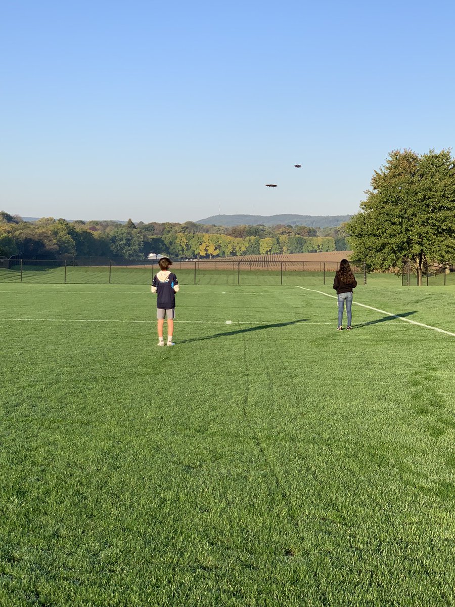 svmsra's tweet photo. SVMS iTeam and friends got the drones out on this beautiful morning! @SauconValleyMS @MrSakelarides https://t.co/PqNrl9xOYe