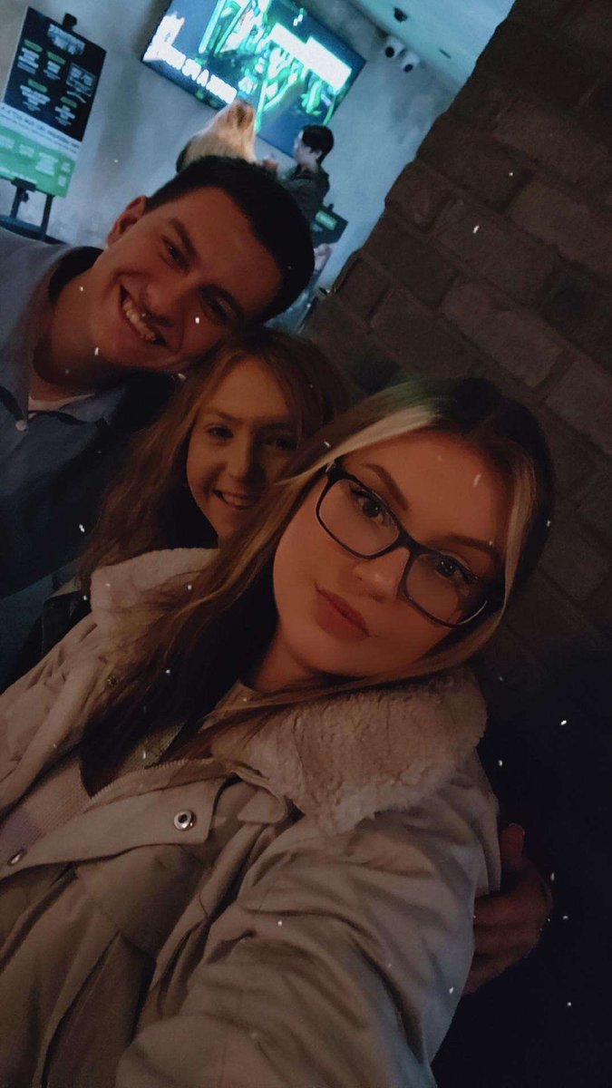 DazzTM's tweet photo. Kicking on at Fortress! 💖

#fortress #FortressPAX #PAX #Melbourne #aus #australia #drinks #community #meetup #gamergirl #girlgamer #twitch #twitchaffiliate #gaming #gamerbar #gamingbar https://t.co/IoQ2tOINh9