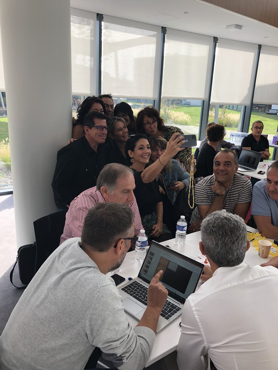 anais_boilly's tweet photo. Je me sens chanceuse 🍀 

🧡 D’appartenir au collectif @OrangePro du Grand Sud-Ouest ! 

🗓 D’avoir passé 2 journées exceptionnelles avec les managers et cadres transverses :

🔝Pour relever les défis qui nous attendent et accompagner au mieux nos équipes et nos clients. https://t.co/gqG7g1D0Ex