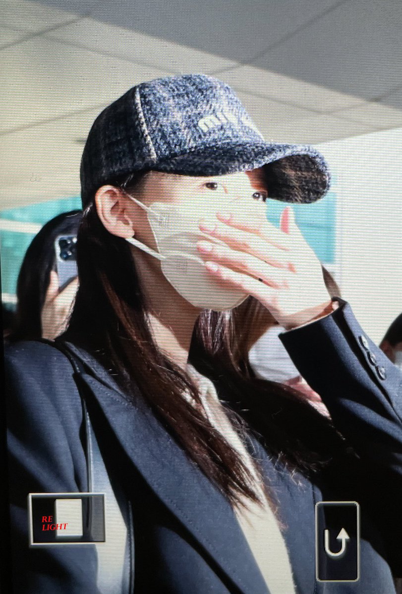 Relight0805's tweet photo. 221007 윤아 ICN
#YOONA #소녀시대 https://t.co/PkXlMlEiGQ