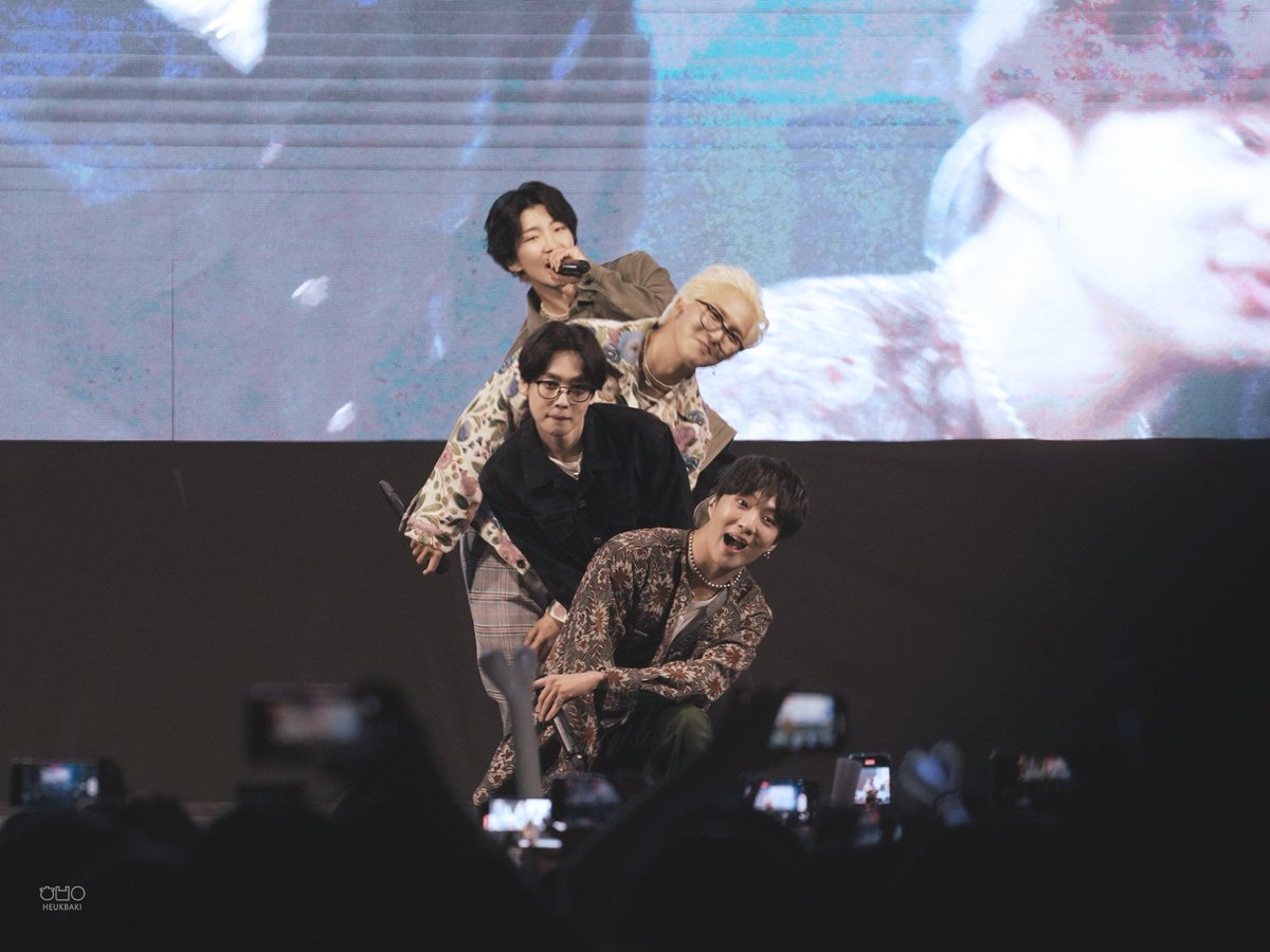 jinu_us's tweet photo. 20221006 인천대 축제
예쁜이들. 귀요미들.
너희들 보면 항상 즐거워.

#위너 #WINNER https://t.co/hwVbh47eXf