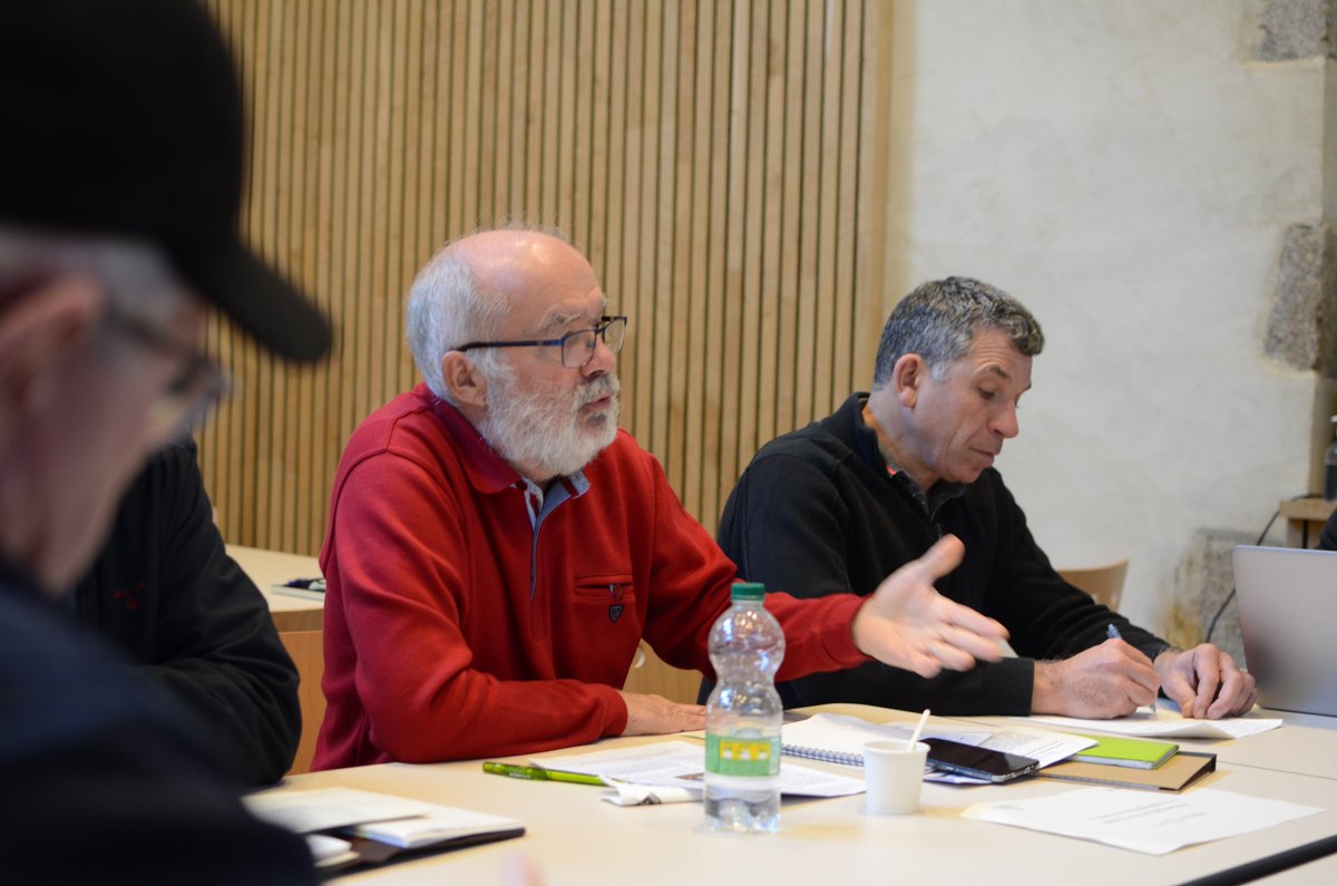 CESER et Conseils de développement sont réunis ce matin, pour :
✅se connaître
✅nous enrichir de nos différences
✅identifier nos complémentarités 
✅affirmer notre volonté conjointe de renforcer la démocratie contributive en Bretagne.
