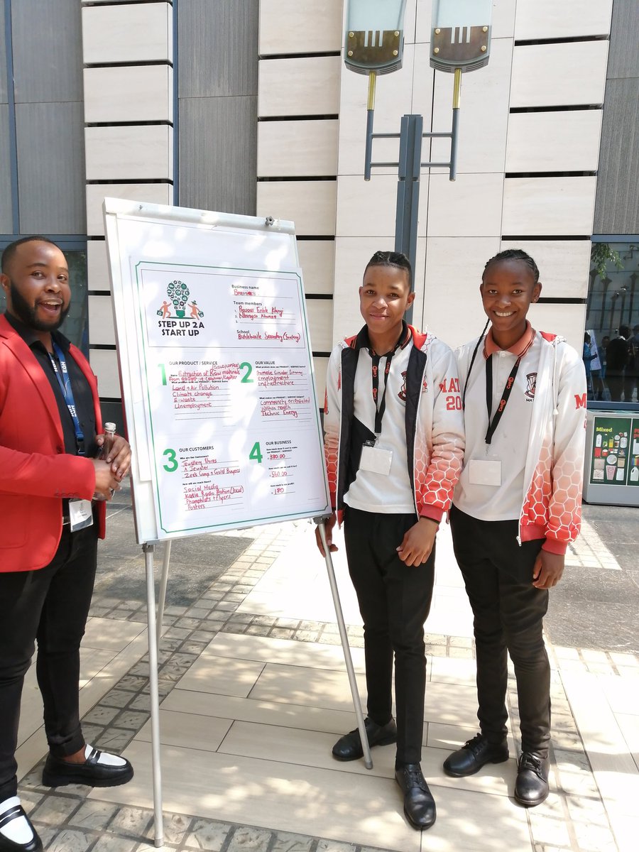 primestarsSA's tweet photo. The #stepuptoagreenstartup top 10 lining the hallway to showcase their innovation ✨
#stepuptoastartup #stepuptoastartupbootcamp #stepuptoastartuptop10 #youthstart https://t.co/ouOE5IvvWL