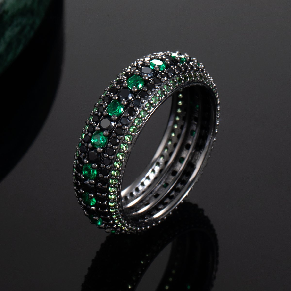 HelloiceJewelry's tweet photo. Full icedc ring in Two different color!
🛒https://t.co/xUPfMNgpEI
#helloicejewelry #helloice #ring #Colored #fashion #Halloween2022 #Halloween #PartyandPlay #Gift https://t.co/6bihvT6aXZ