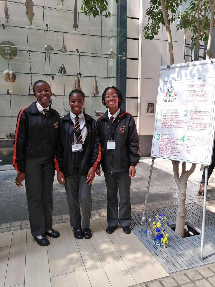 primestarsSA's tweet photo. The #stepuptoagreenstartup top 10 lining the hallway to showcase their innovation ✨
#stepuptoastartup #stepuptoastartupbootcamp #stepuptoastartuptop10 #youthstart https://t.co/ouOE5IvvWL