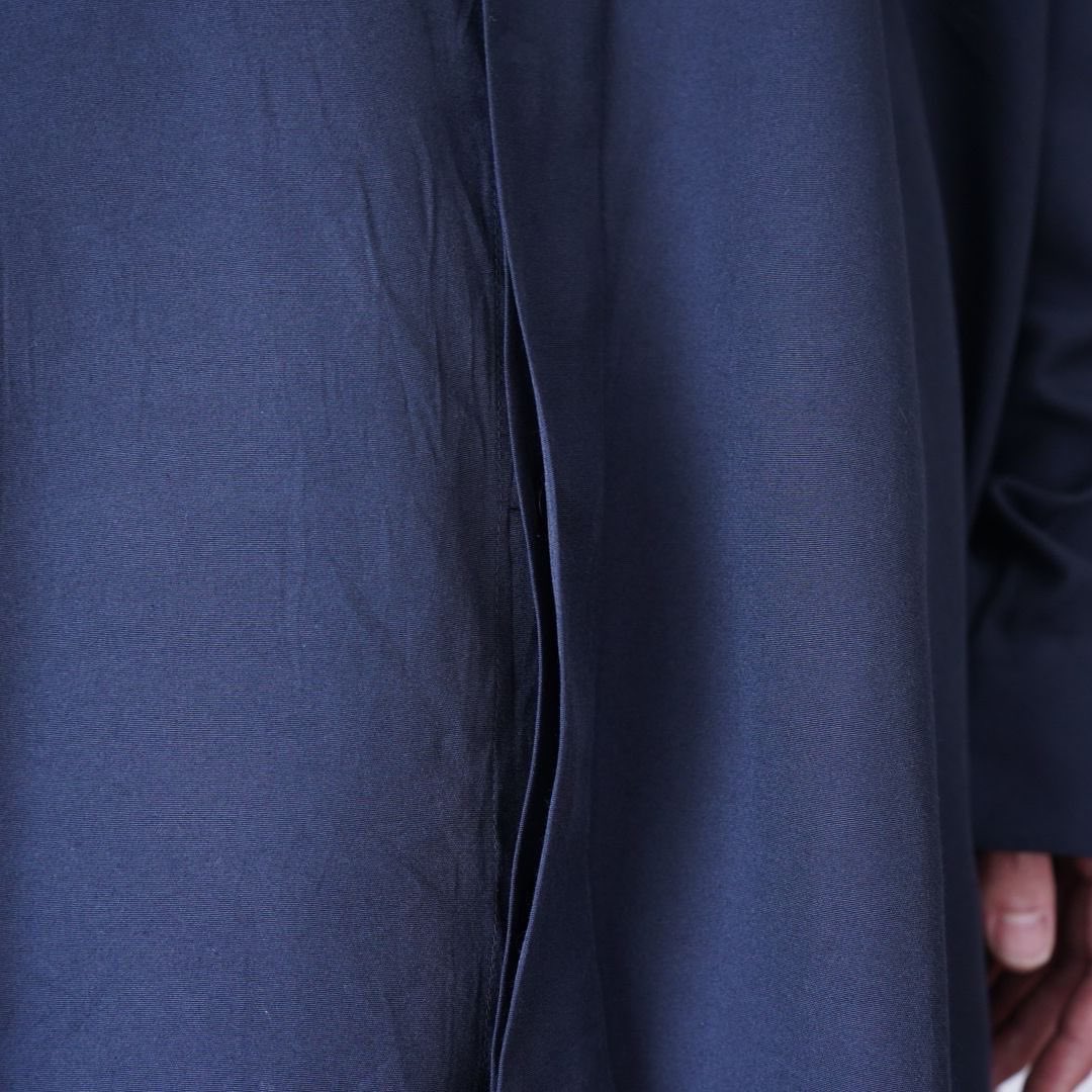 Esto_Store's tweet photo. -- 2022.10.07(fri) 22:00 ARRIVALS --

▶︎ 4X oversized minimal terotero shirt

探すと出ないオーバーサイズのミニマルシャツ．

比翼仕立て，襟にデザインボタンがつけられる稀有なディテール，そして4X表記！

レーヨン混でテロテロ🙆🏻‍♀️

-- online store --
https://t.co/I708OEfW6f https://t.co/8zEW4xPIux
