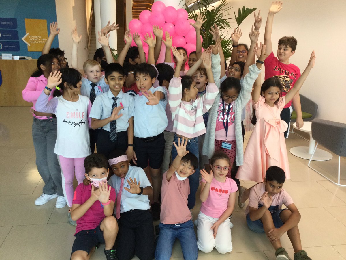 Year5_WEK's tweet photo. Acknowledging Pink Day in 5D. @gems_khail https://t.co/VyAOWgLMaH