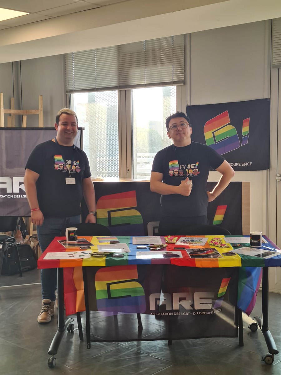 On est prêts avec mon asso <a href="/GareLGBT/">GARE! 🏳️‍🌈</a> !