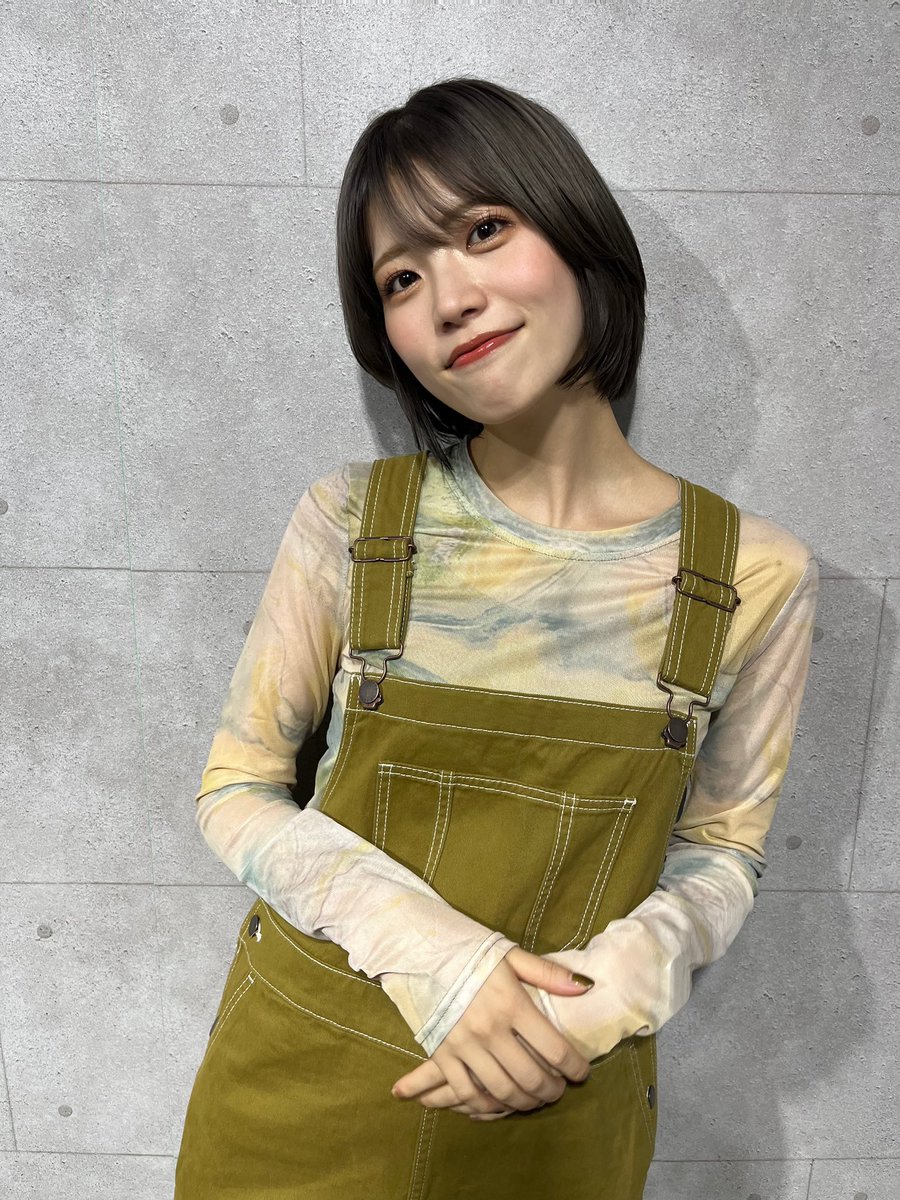 Natssumiiiii's tweet photo. 暗髪！！！ https://t.co/pAjTrWsl3N