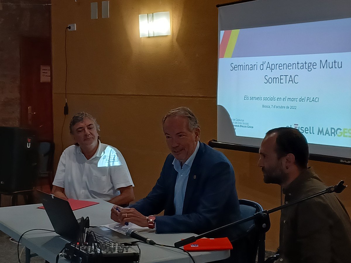 Vctorlv40869698's tweet photo. Hem començat el #Sometac a la Segarra amb un èxit d'assistència. Ens ha rebut el president del @ccsegarra Francesc Lluch.
@acciocivicat @cescadomenech https://t.co/phitKxlwbV