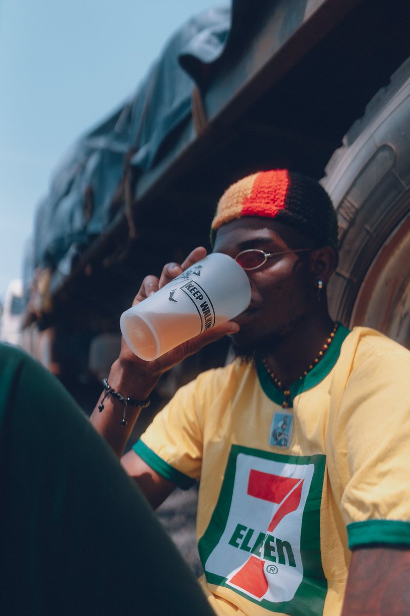 TLowBaddest's tweet photo. Gratitude is a Must... 🇿🇲🇿🇲🇿🇲 @johnniewalker_ https://t.co/Umj8rimCt9