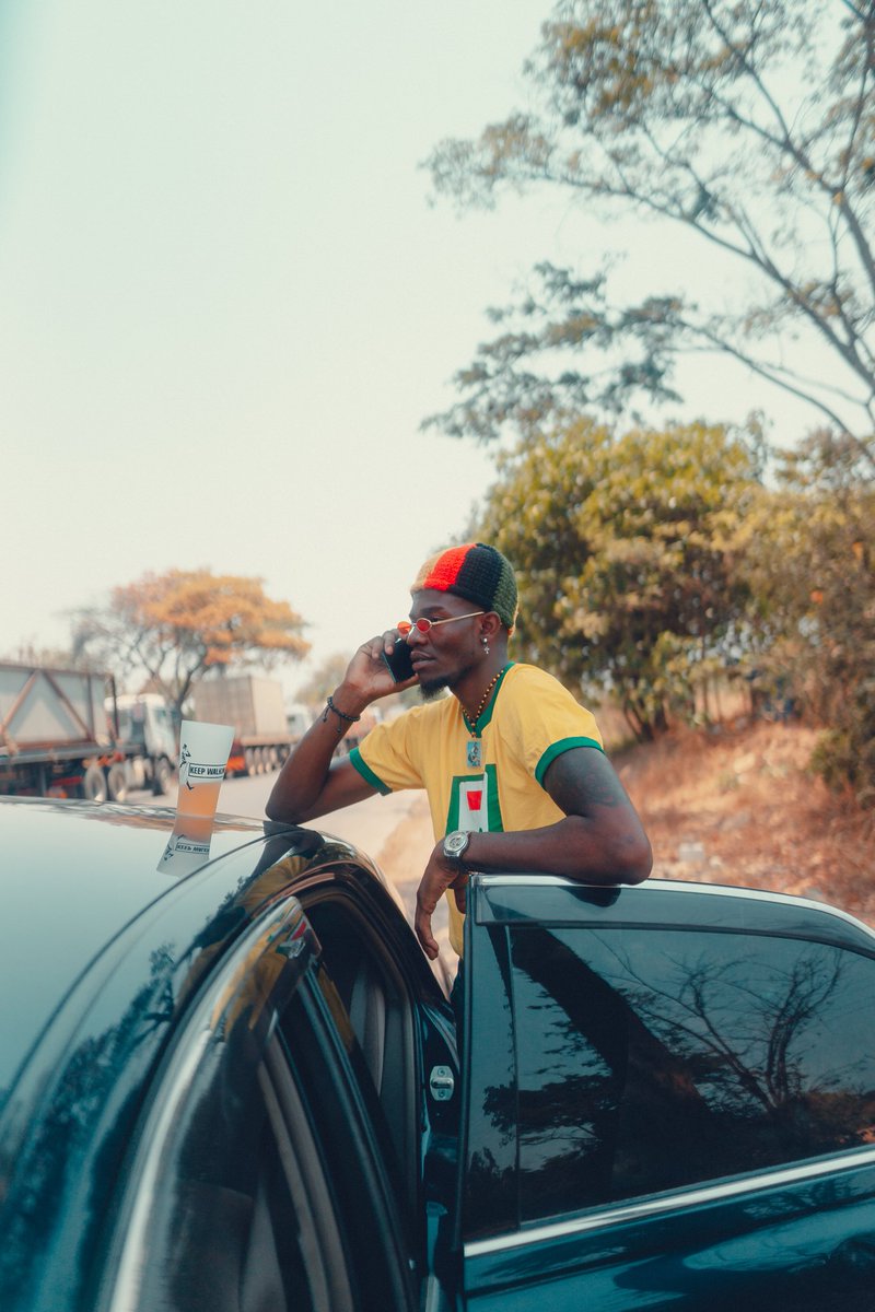 TLowBaddest's tweet photo. Gratitude is a Must... 🇿🇲🇿🇲🇿🇲 @johnniewalker_ https://t.co/Umj8rimCt9