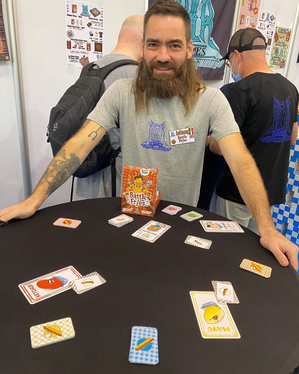 BYRgamesBE's tweet photo. The Battle Fries designer is in the booth, come challenge him and have a signed box.
The team is on fire, come and play!!! 
#battlefries #byrgames #essenspiel2022 https://t.co/U6PYLBHGXG