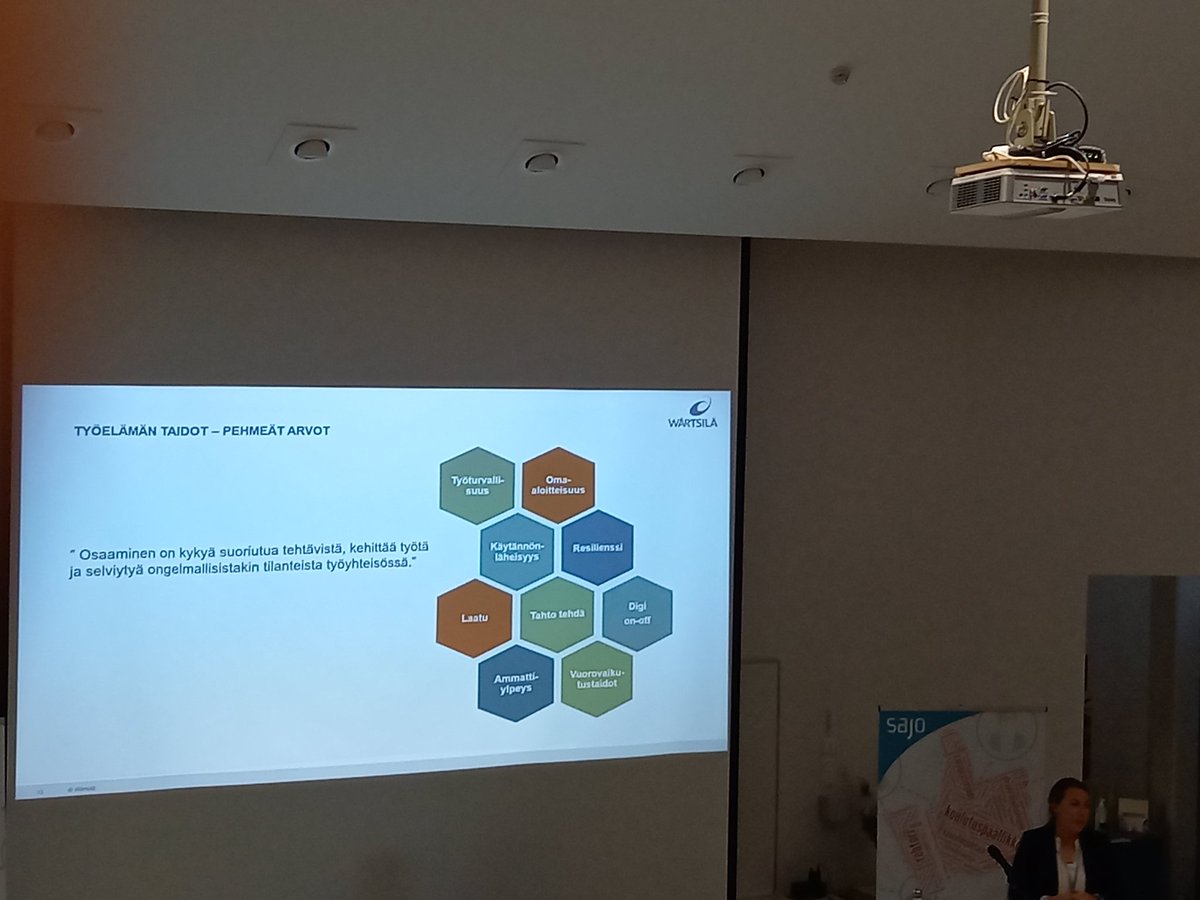 KoskinenHelena's tweet photo. @SAJO_ry #vamia seminaarissa saimme kuulla aidosta, toimivasta ja ennakoivasta yhteistyöstä @vasekoy'n ja @wartsilacorp'n kanssa osaavan työvoiman saatavuuden varmistamiseksi. @KoskinenHelena @treduofficial https://t.co/T4TiBXkOVQ