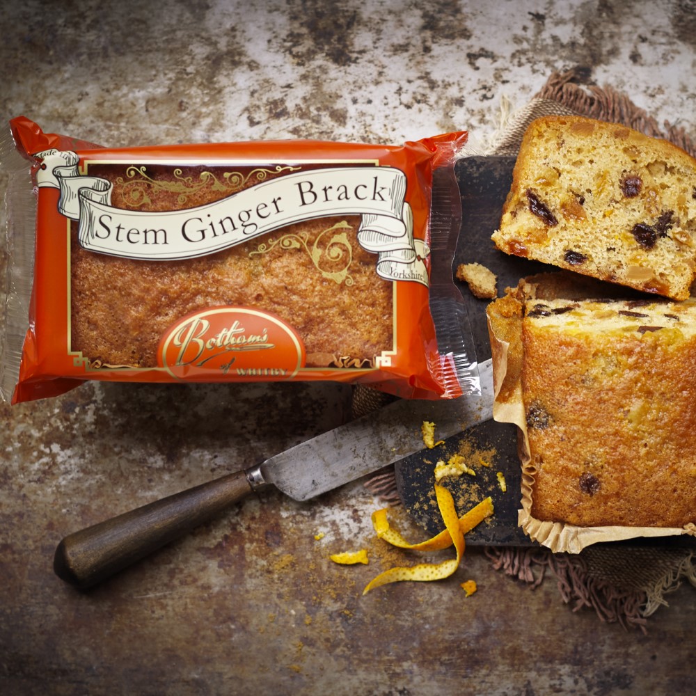 BothamsofWhitby's tweet photo. 🍂 Autumn Edit ~ The Brack 🍂

Delight in golden pieces of stem ginger ➡️ https://t.co/w8YgHhkRHK

#bothams #whitby #autumn #warmup #ginger #autumn2022 #autumnflavours #bakery #autumnvibes #brack #stemginger https://t.co/sBEprDzZX8