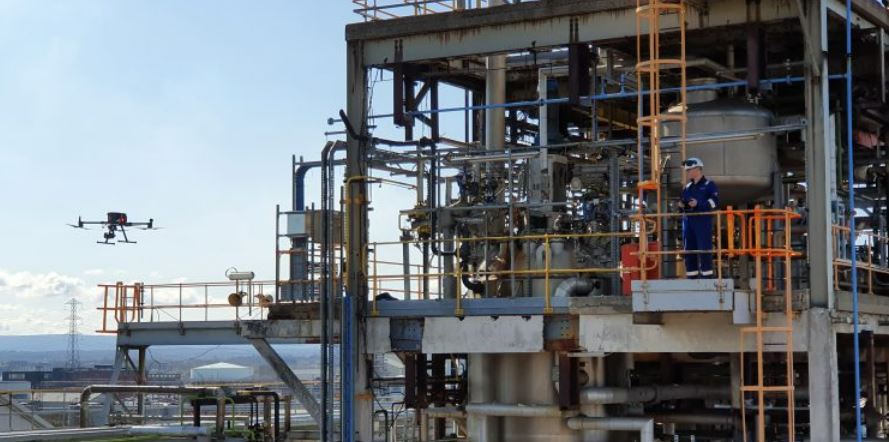 TankStorageInfo's tweet photo. Innovation in inspection 

Find out more: https://t.co/XHL6Xi7A77

#TankStorageMagazine #tankstorage #tanksterminals #Liquidstorage #oilandgasindustry #bulkliquidstorage #energystorage https://t.co/q6rPsM4U3M