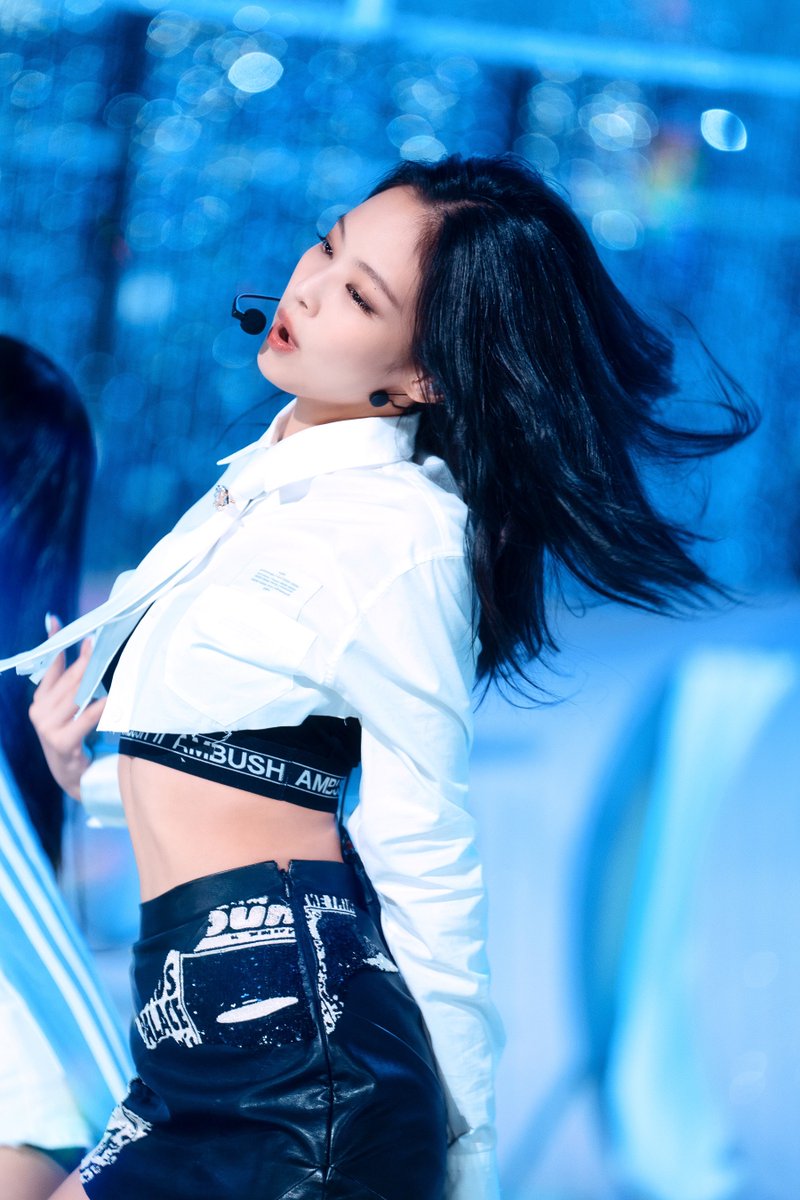 JennieDCGallery's tweet photo. 221007 인기가요 PD노트 미션 포토 제니 (1)

🔗https://t.co/ES1WtcbBEX

#제니 #JENNIE #블랙핑크 #BLACKPINK @BLACKPINK https://t.co/K1Yz4Jnt4Y