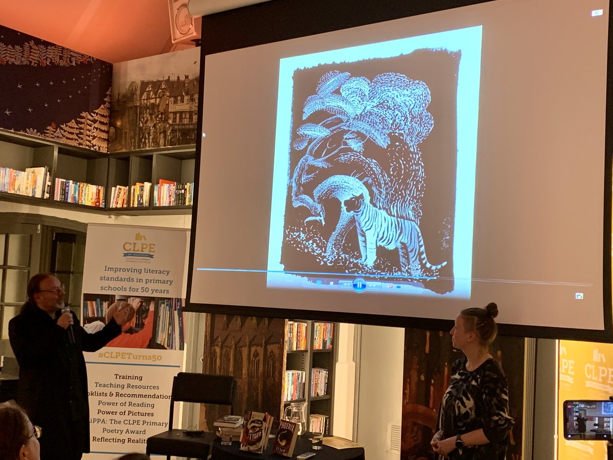 DFB_storyhouse's tweet photo. Thank you to everyone who joined us last night for #TygerLaunch, in person & online! It was so exciting to celebrate SF Said's brilliant, powerful novel - and also marvel at Dave McKean's stunning, one-of-a-kind artwork ✨🐯💫🧡 https://t.co/EGt3Jr4f36
