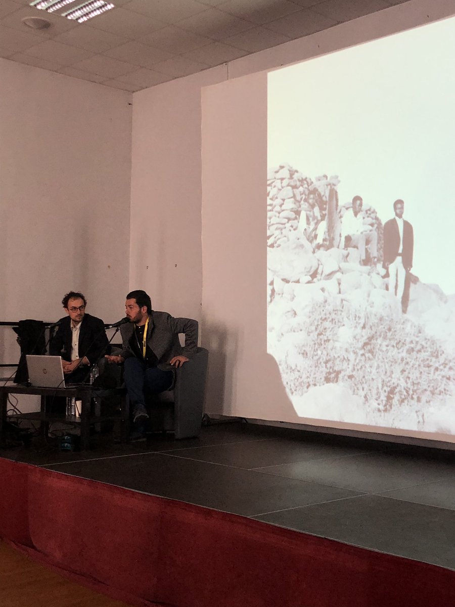 @eliaseddy «  On ne peut pas parler de « bonne » photographie de guerre, mais de photographie qui a du sens. La 📸doit raconter une histoire dans le respect des gens que l’on rencontre » #PBCN2022