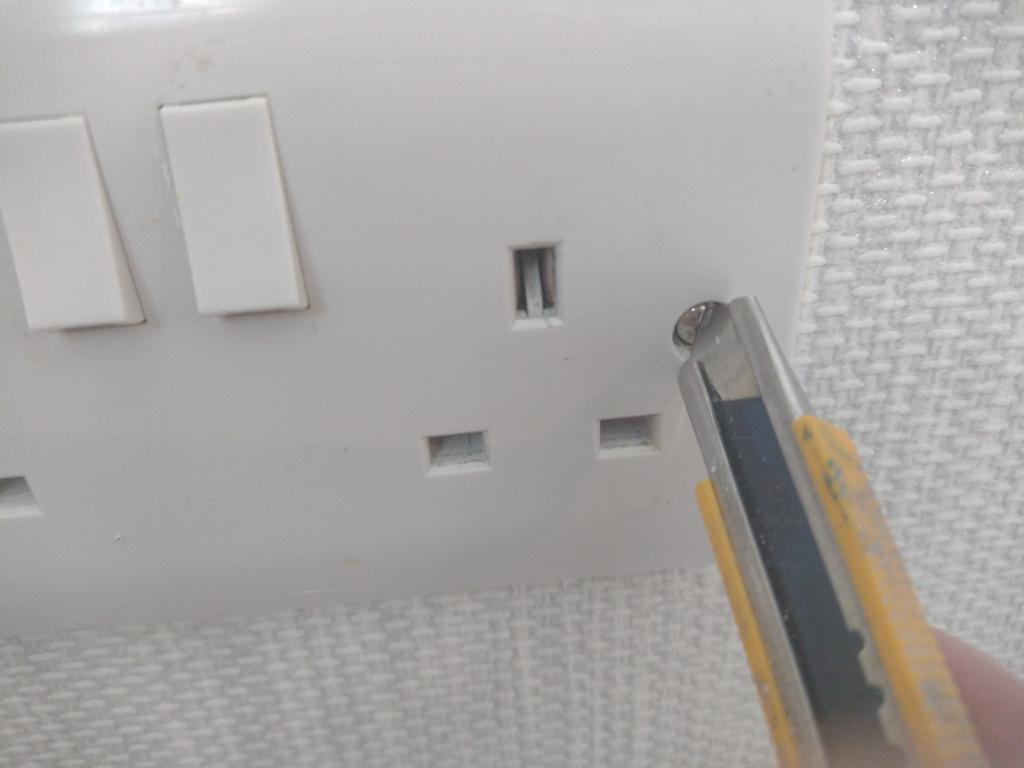 Just noticed that the end of an olfa just fits in nice and can undo screws in sockets , handy if your on your knees and don't have your screwdriver handy