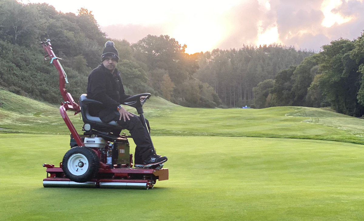 Rolling into Day 2 at <a href="/StMellion/">St. Mellion Estate</a> and the @Challenge_Tour. Team produced the goods this morning for the set up <a href="/Mikebushmg/">Mike Bush MG</a> <a href="/andygeorge1984/">Andy George</a> <a href="/BonnieRakhit/">TheStyleTraveller</a> <a href="/aidanhare2000/">Aidan Hare</a> <a href="/Jack_Mckay/">Jack Mckay ⛳️</a> <a href="/TheToroCompany/">Toro</a>