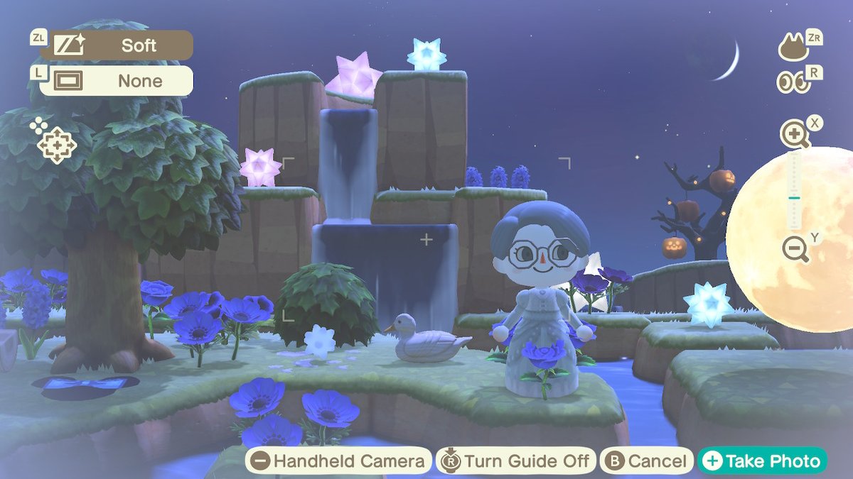 kaitjb's tweet photo. Absolutely love this area on my dear friends island. I forgot to hide the camera guide before taking pics. #Halloween #SpookySeason #AnimalCrossing #ACNH #Ghost #MoonPond @MssBunnii https://t.co/8aGTwuyUFq