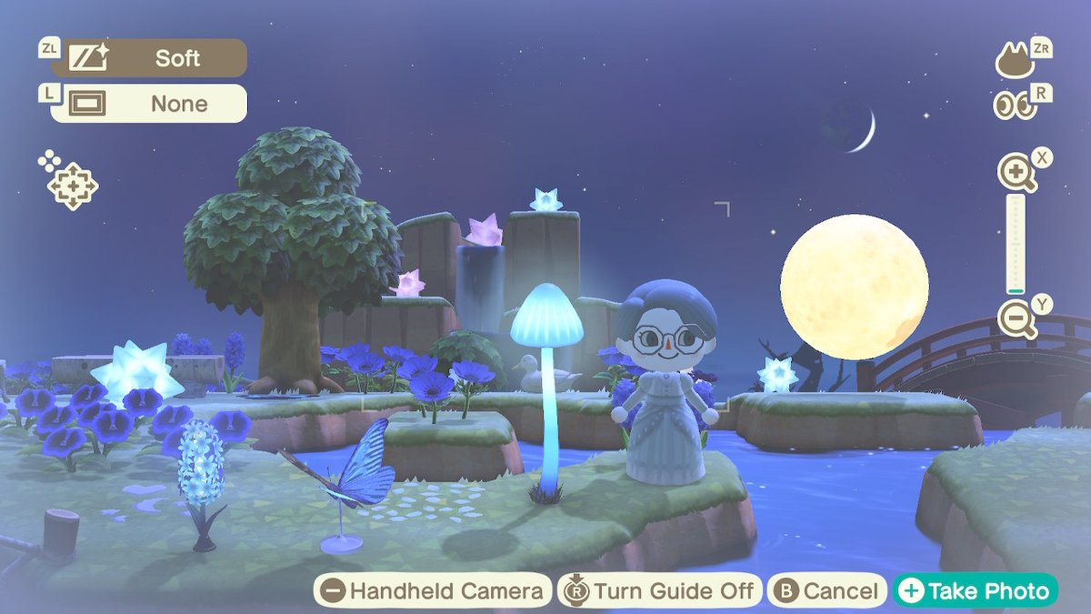 kaitjb's tweet photo. Absolutely love this area on my dear friends island. I forgot to hide the camera guide before taking pics. #Halloween #SpookySeason #AnimalCrossing #ACNH #Ghost #MoonPond @MssBunnii https://t.co/8aGTwuyUFq