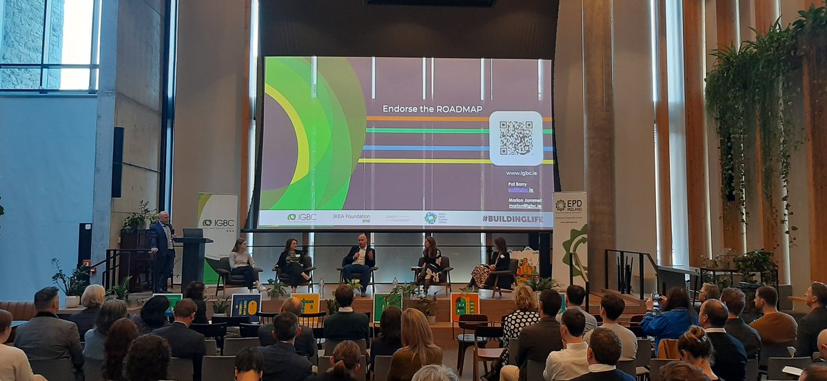 Panelists discuss the @IrishGBC Roadmap to decarbonise Ireland’s construction and built environment sector report at its launch this morning #buildinglife